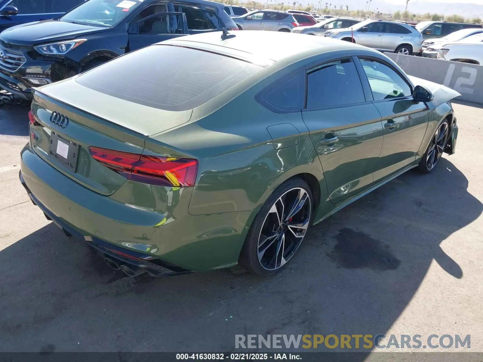 4 Photograph of a damaged car WAUB4CF56PA007375 AUDI S5 SPORTBACK 2023