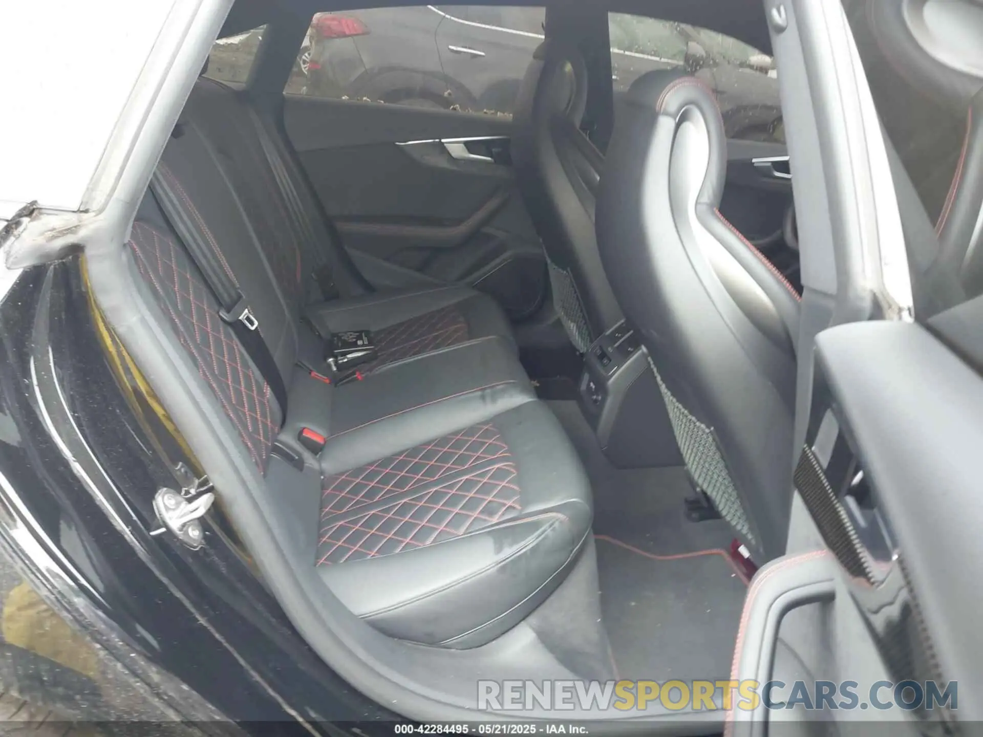 8 Photograph of a damaged car WAUC4CF53PA065545 AUDI S5 SPORTBACK 2023