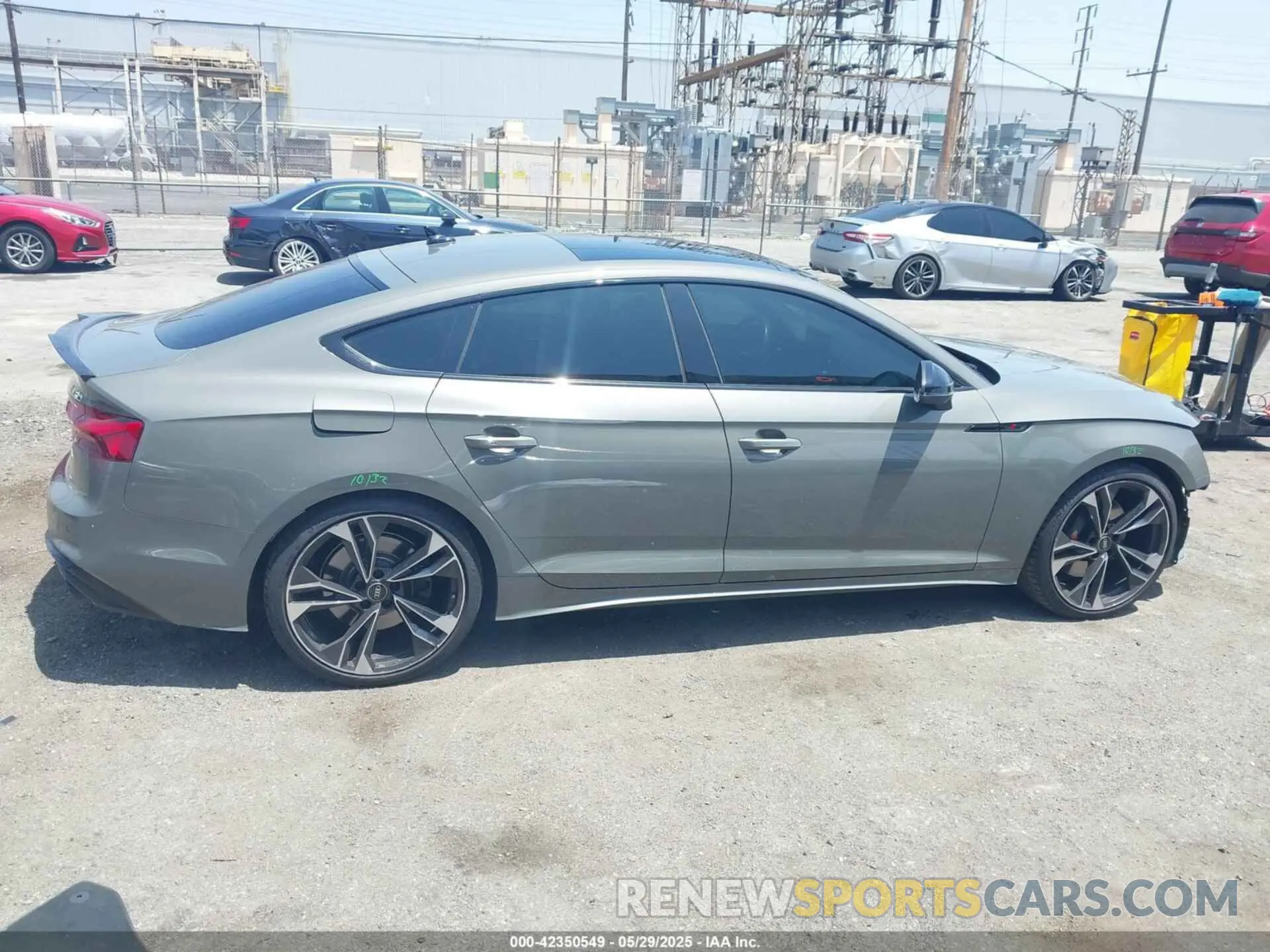 14 Photograph of a damaged car WAUC4CF54PA017827 AUDI S5 SPORTBACK 2023