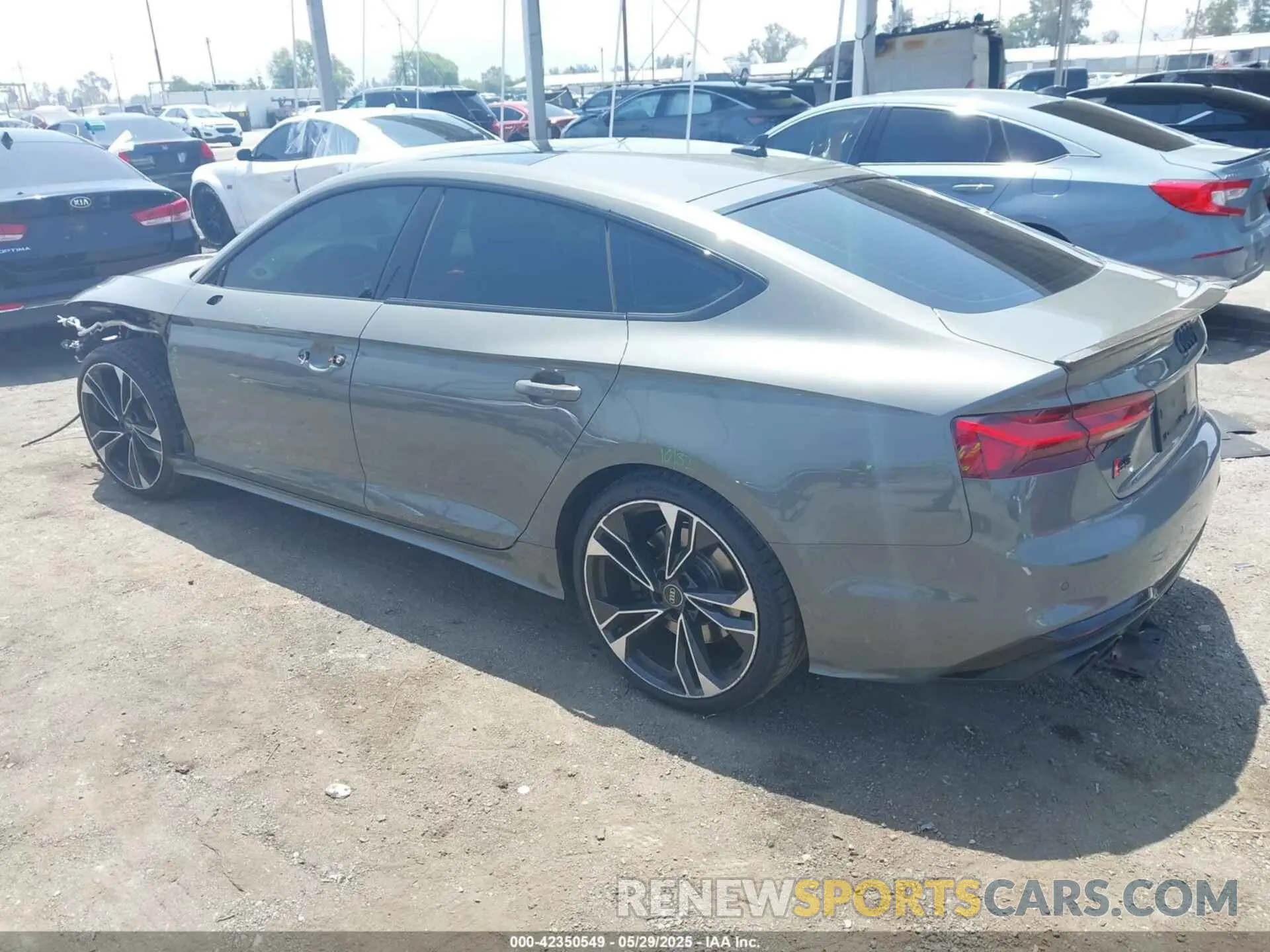 3 Photograph of a damaged car WAUC4CF54PA017827 AUDI S5 SPORTBACK 2023