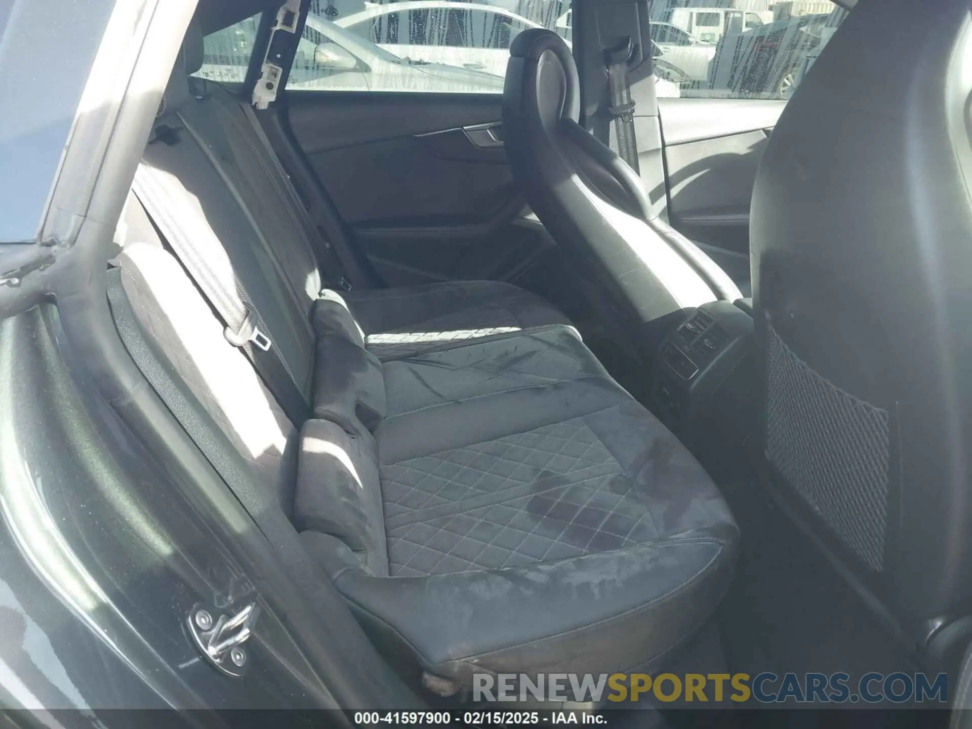 8 Photograph of a damaged car WAUC4CF55PA001605 AUDI S5 SPORTBACK 2023