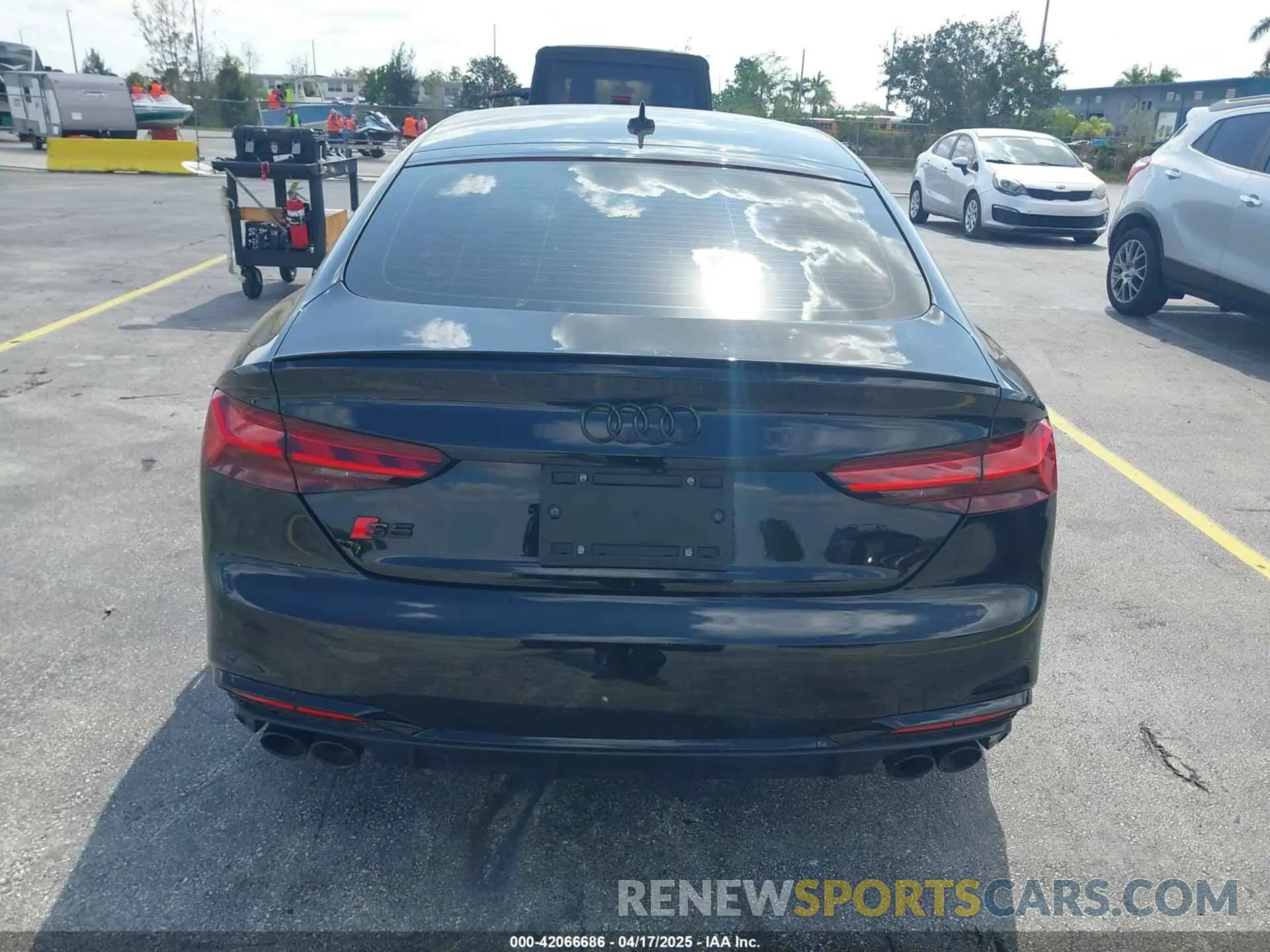 16 Photograph of a damaged car WAUB4CF53RA020992 AUDI S5 SPORTBACK 2024