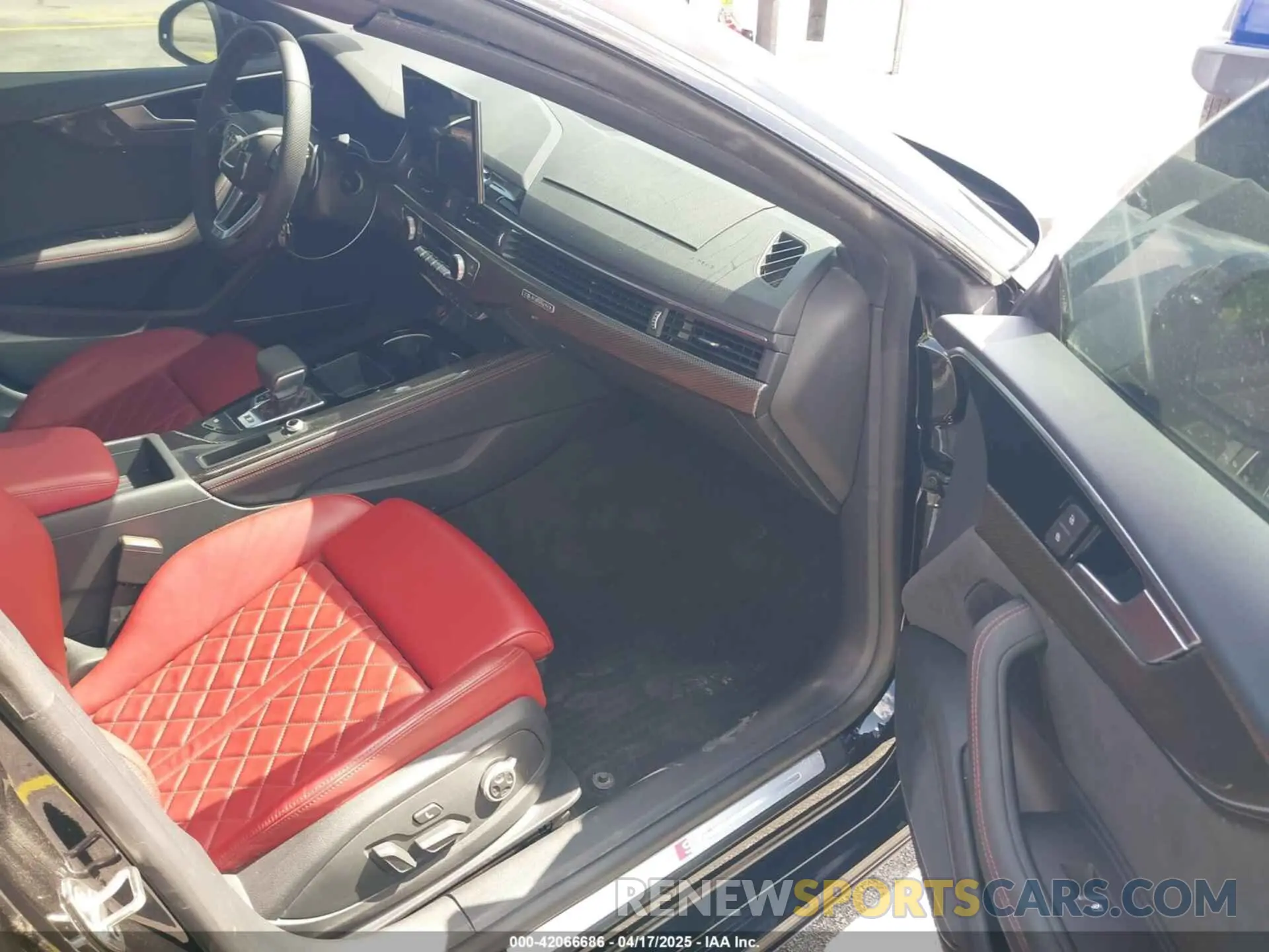 5 Photograph of a damaged car WAUB4CF53RA020992 AUDI S5 SPORTBACK 2024