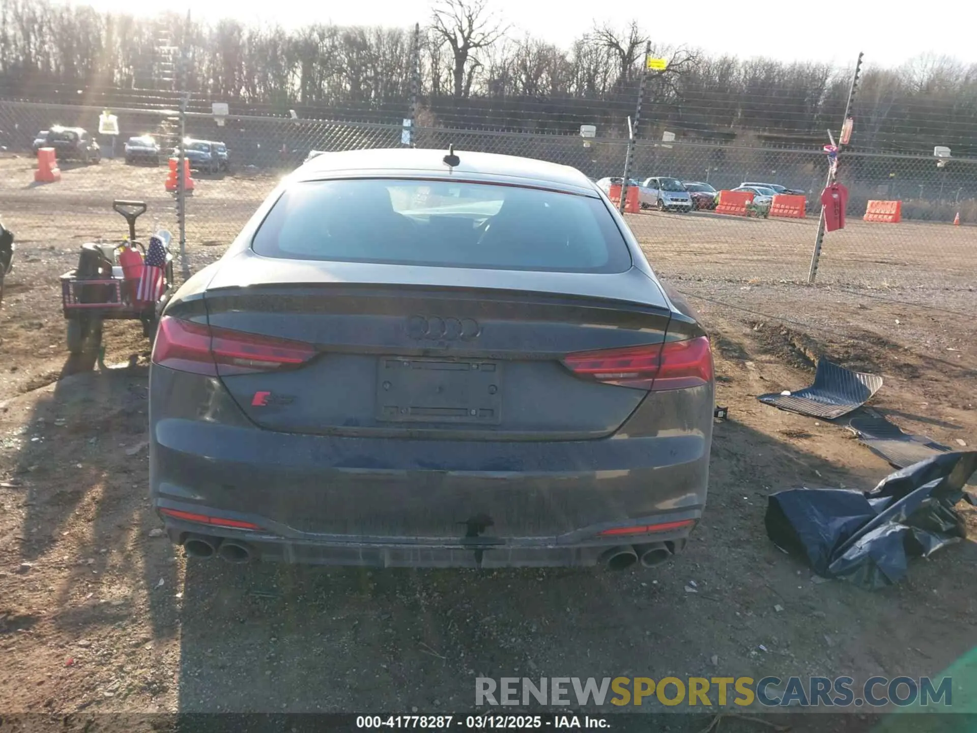 17 Photograph of a damaged car WAUB4CF58RA010698 AUDI S5 SPORTBACK 2024