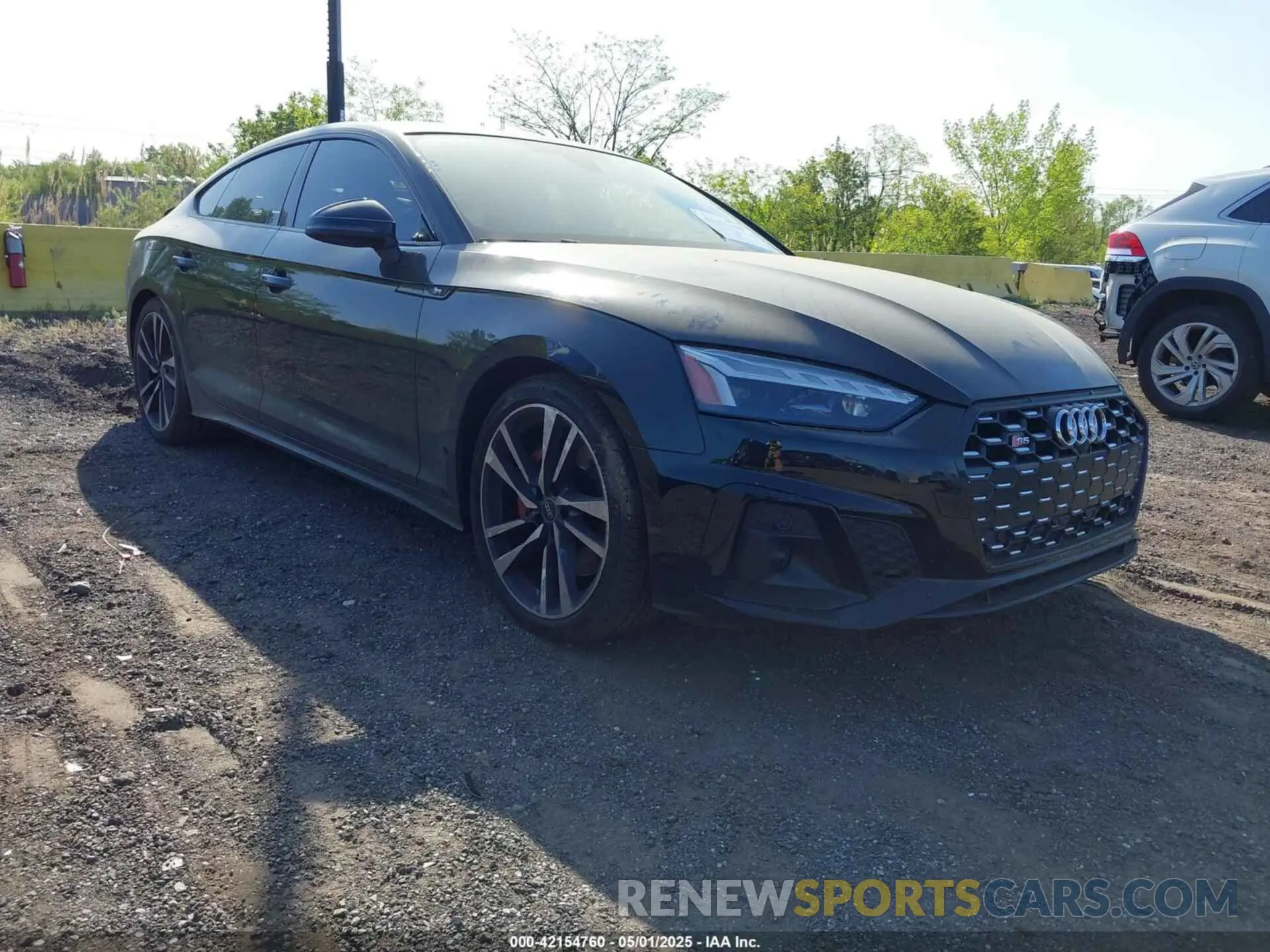 1 Photograph of a damaged car WAUC4CF58RA071005 AUDI S5 SPORTBACK 2024