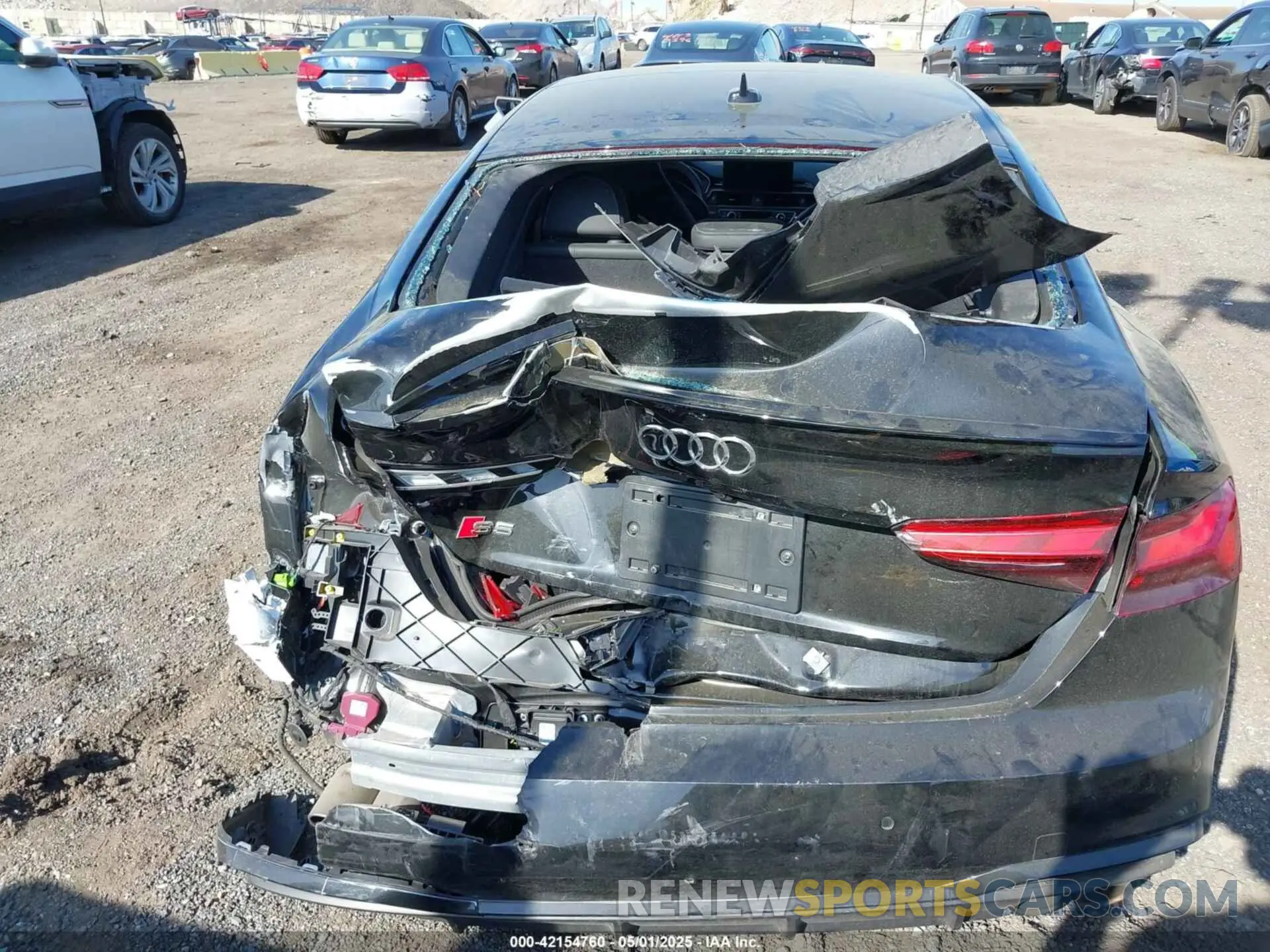 6 Photograph of a damaged car WAUC4CF58RA071005 AUDI S5 SPORTBACK 2024