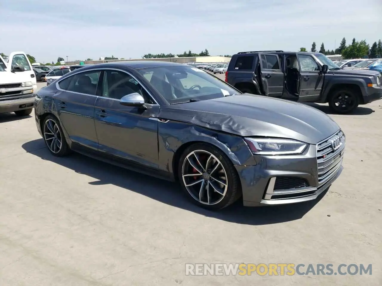 4 Photograph of a damaged car WAUB4CF58JA046525 AUDI S5/RS5 2018