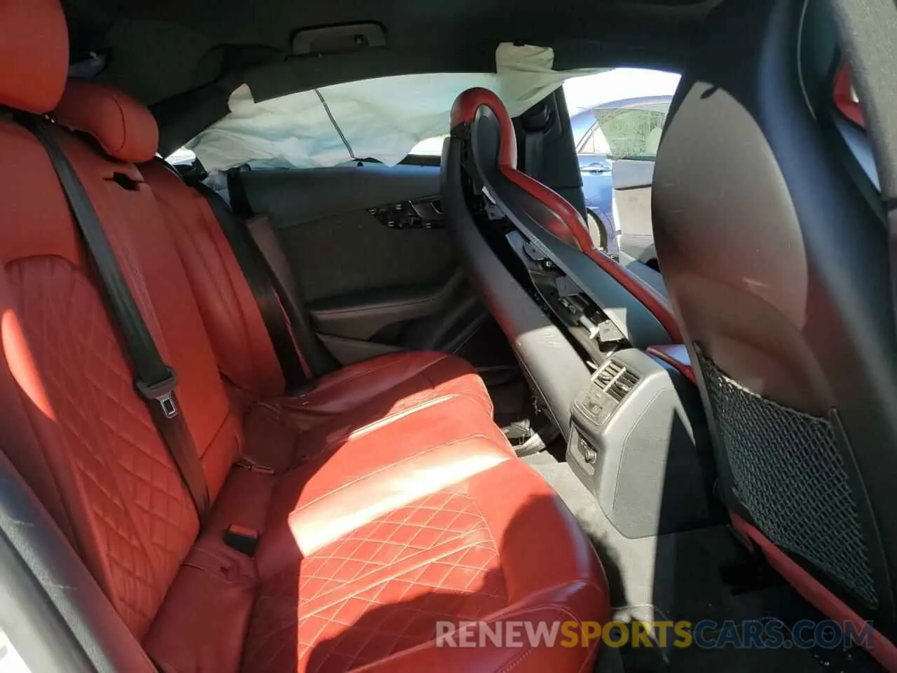 10 Photograph of a damaged car WAUB4CF51KA005042 AUDI S5/RS5 2019