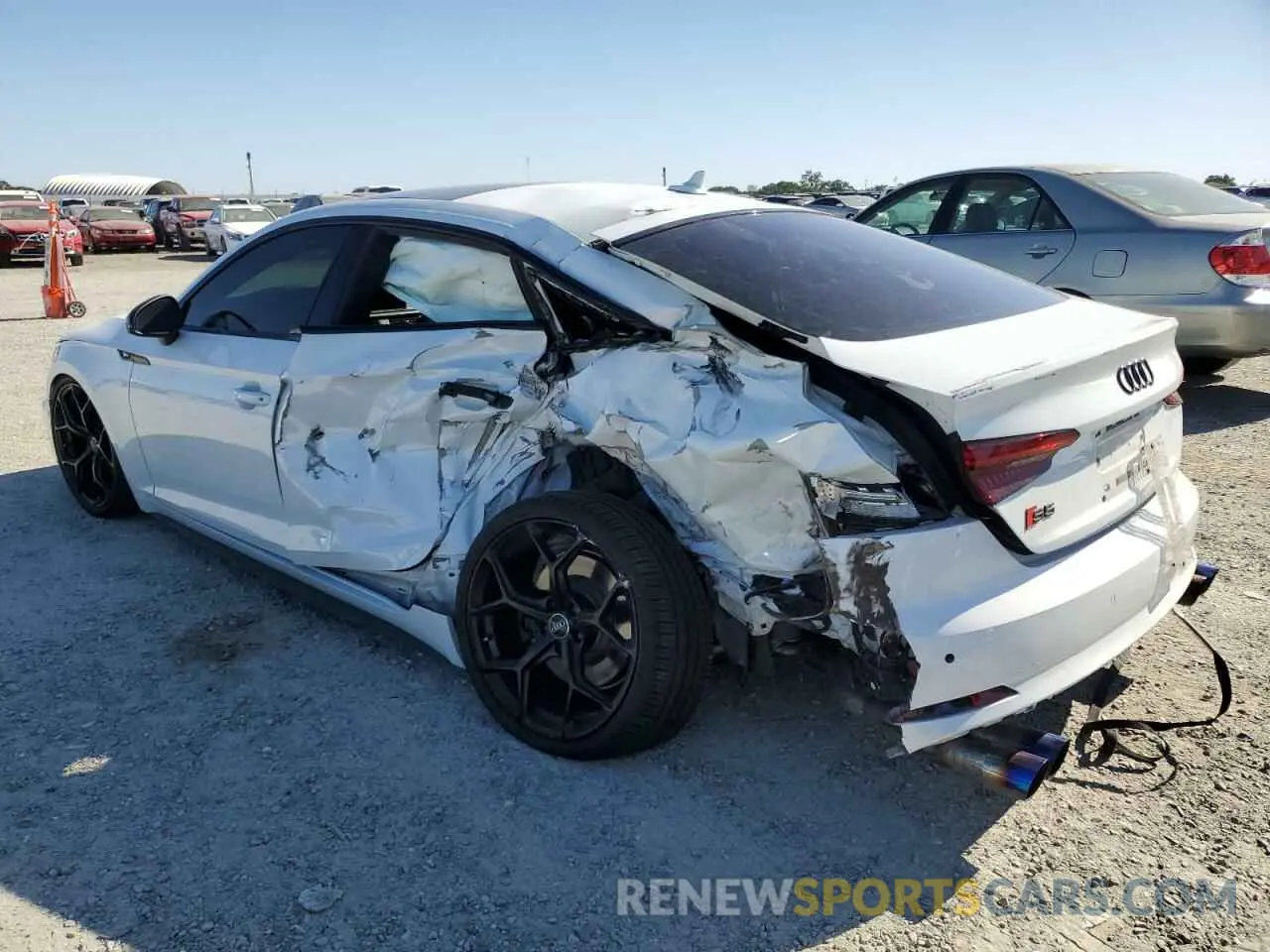 2 Photograph of a damaged car WAUB4CF51KA005042 AUDI S5/RS5 2019
