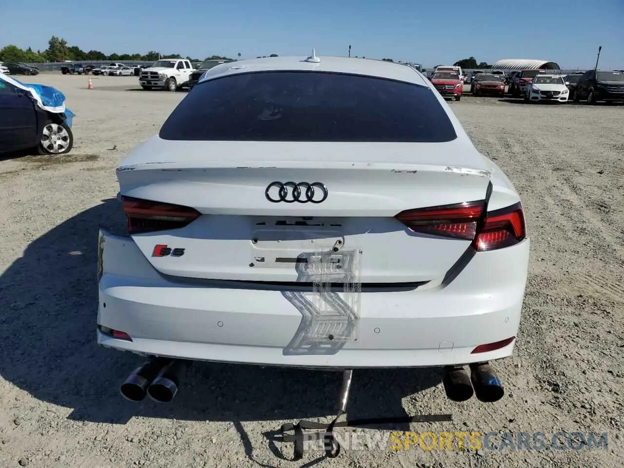 6 Photograph of a damaged car WAUB4CF51KA005042 AUDI S5/RS5 2019