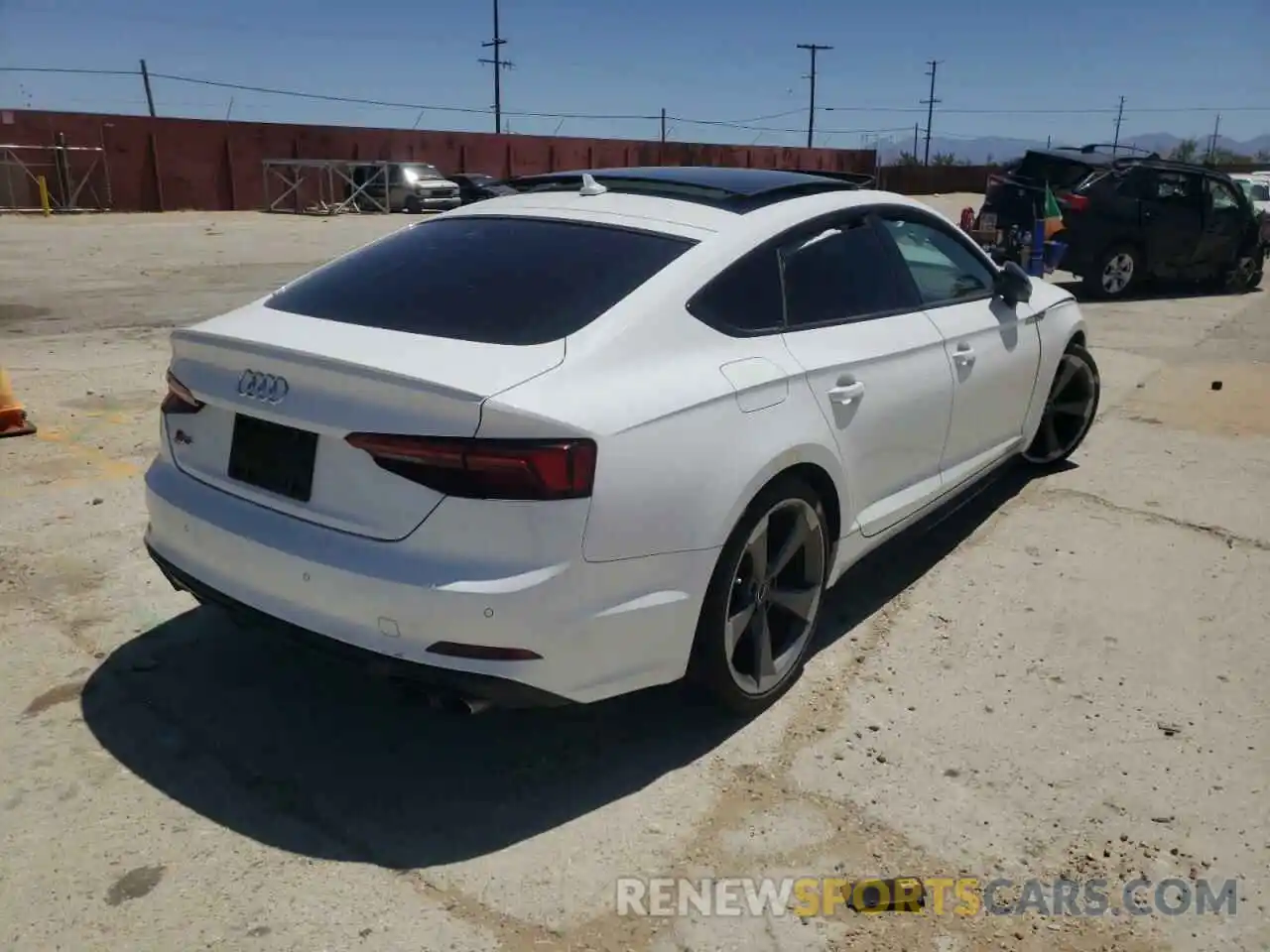 4 Photograph of a damaged car WAUB4CF52KA004711 AUDI S5/RS5 2019