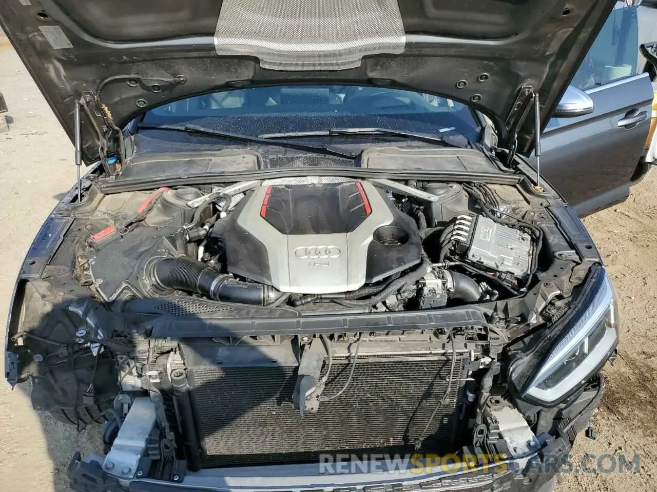 11 Photograph of a damaged car WAUC4CF51KA063639 AUDI S5/RS5 2019
