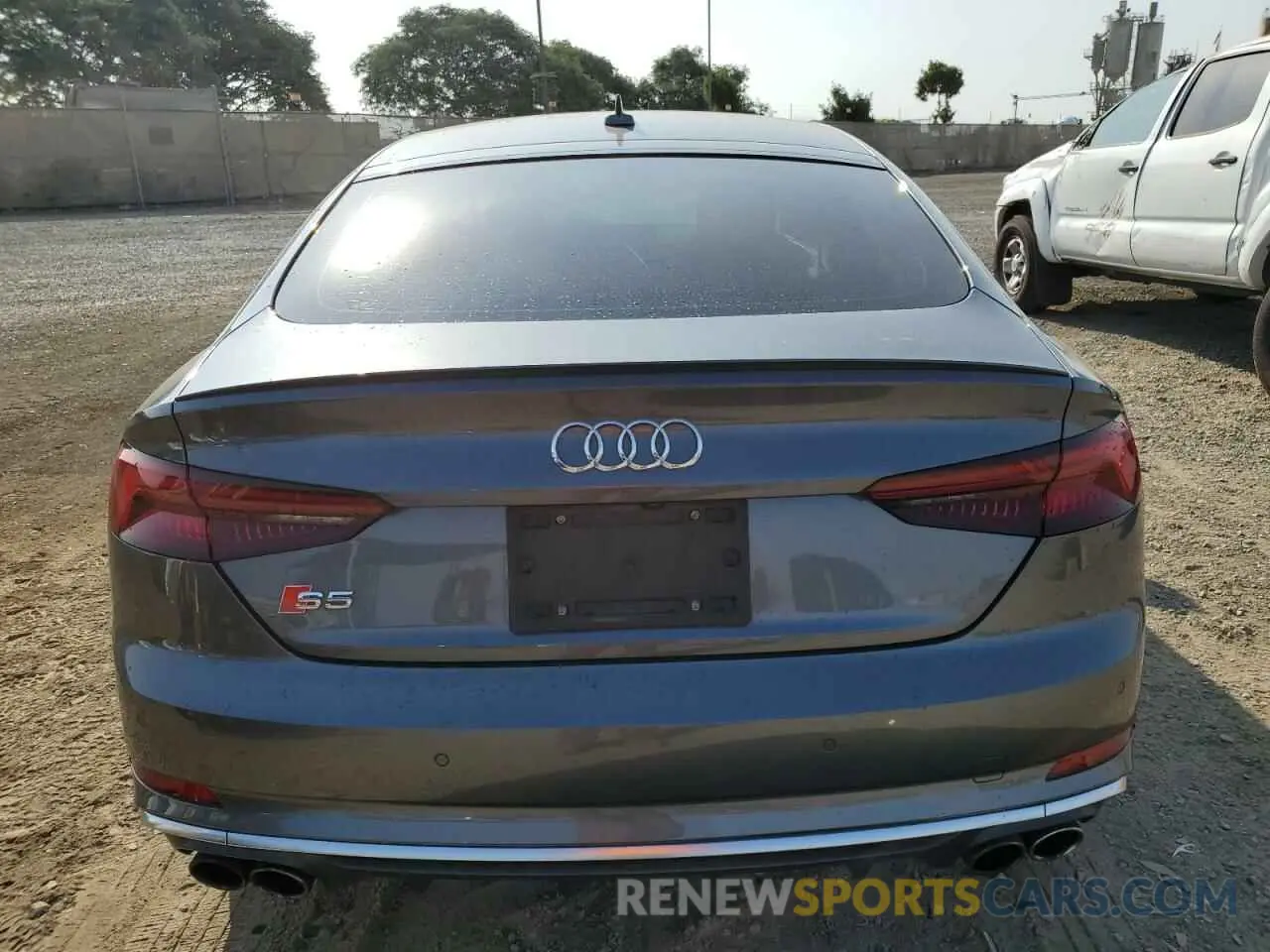 6 Photograph of a damaged car WAUC4CF51KA063639 AUDI S5/RS5 2019