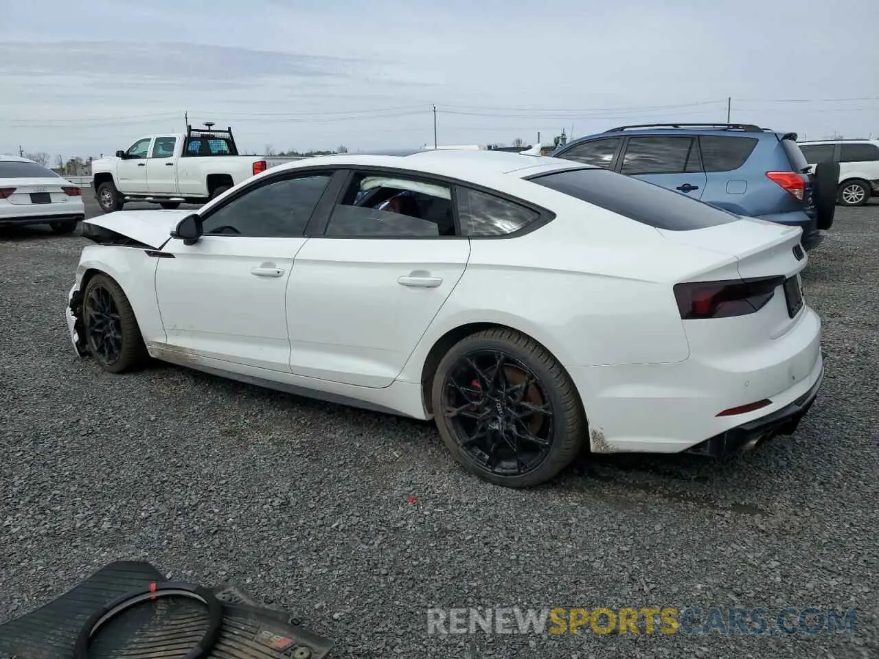 2 Photograph of a damaged car WAUC4CF52KA015941 AUDI S5/RS5 2019