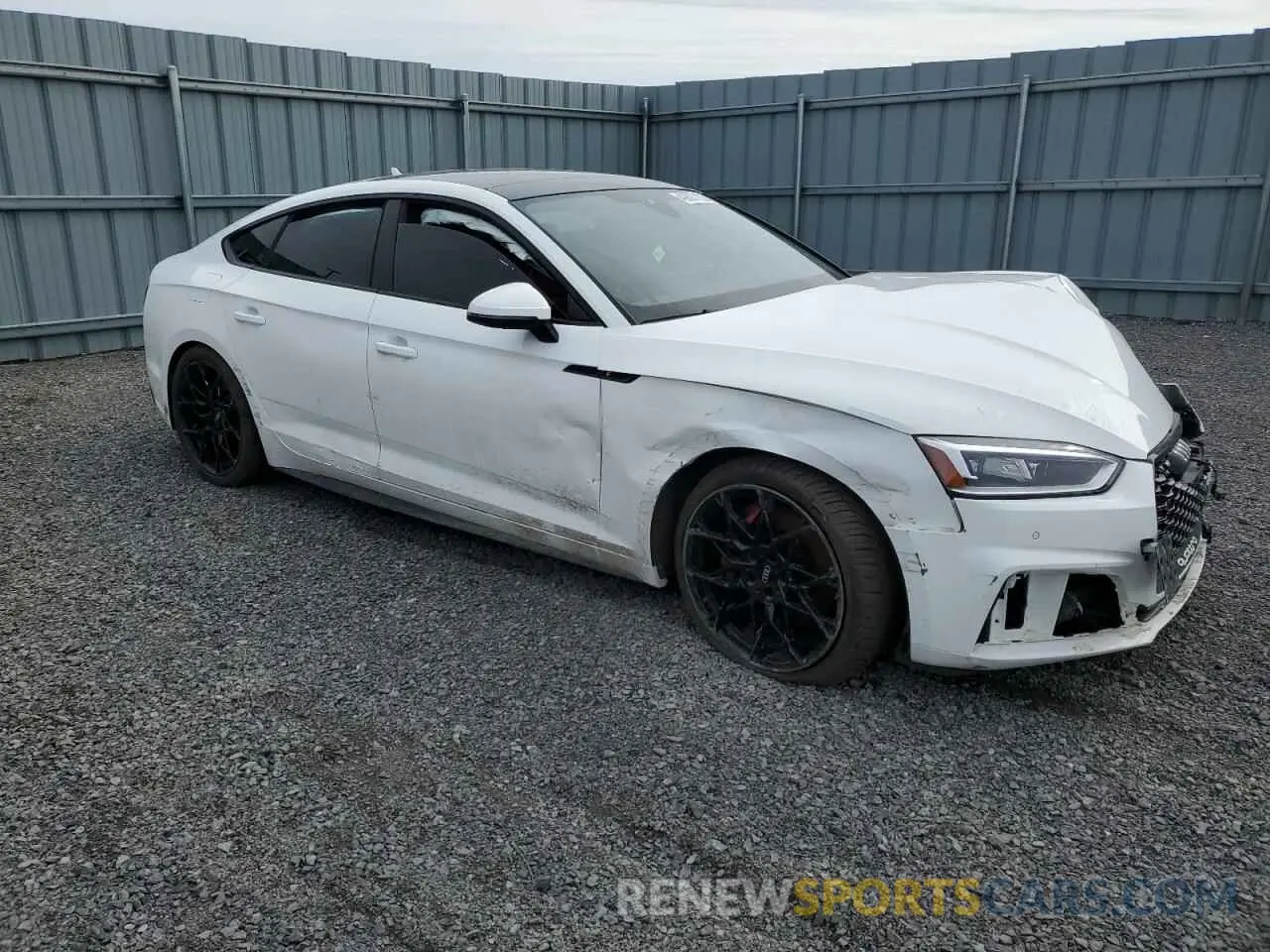 4 Photograph of a damaged car WAUC4CF52KA015941 AUDI S5/RS5 2019