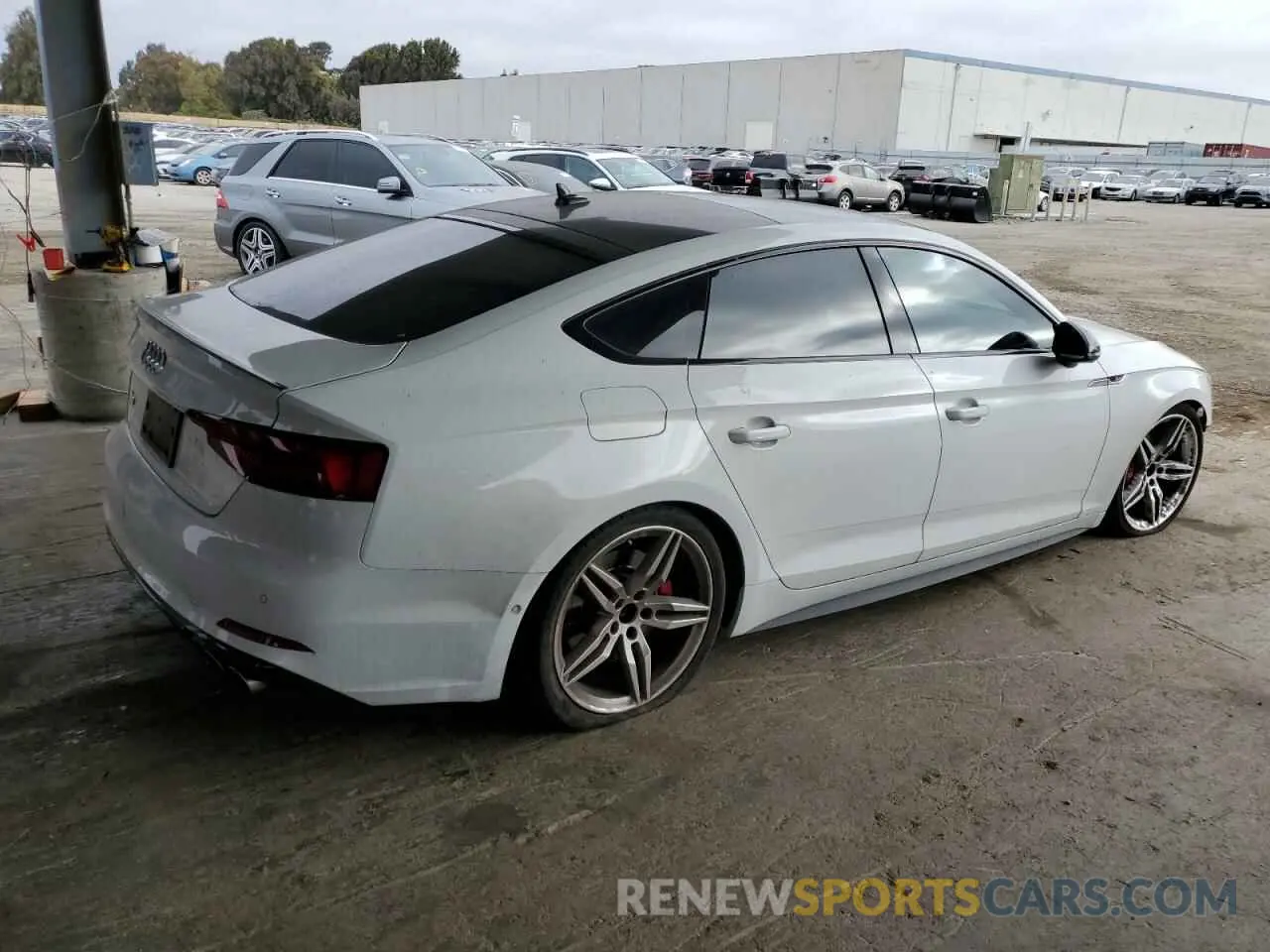 3 Photograph of a damaged car WAUC4CF52KA081860 AUDI S5/RS5 2019