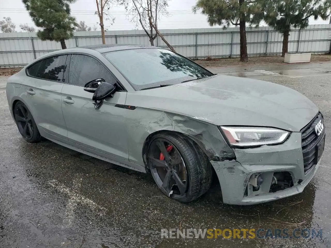 4 Photograph of a damaged car WAUC4CF53KA048706 AUDI S5/RS5 2019