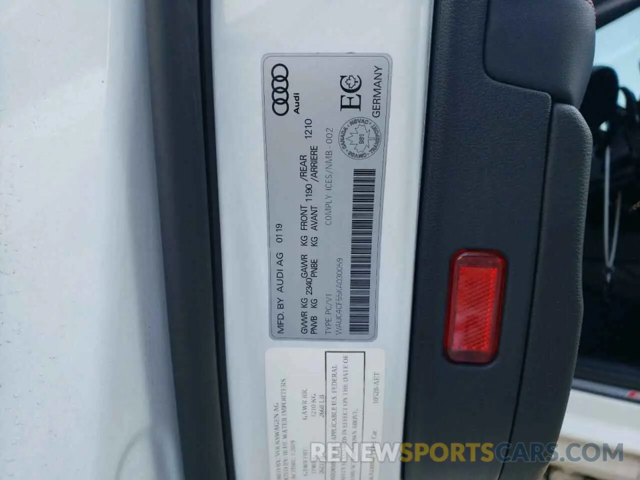 12 Photograph of a damaged car WAUC4CF55KA030059 AUDI S5/RS5 2019