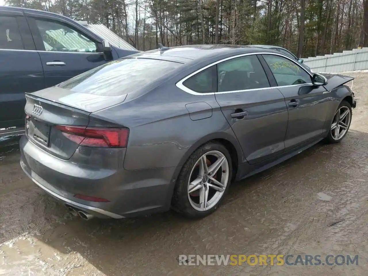 4 Photograph of a damaged car WAUC4CF56KA006031 AUDI S5/RS5 2019