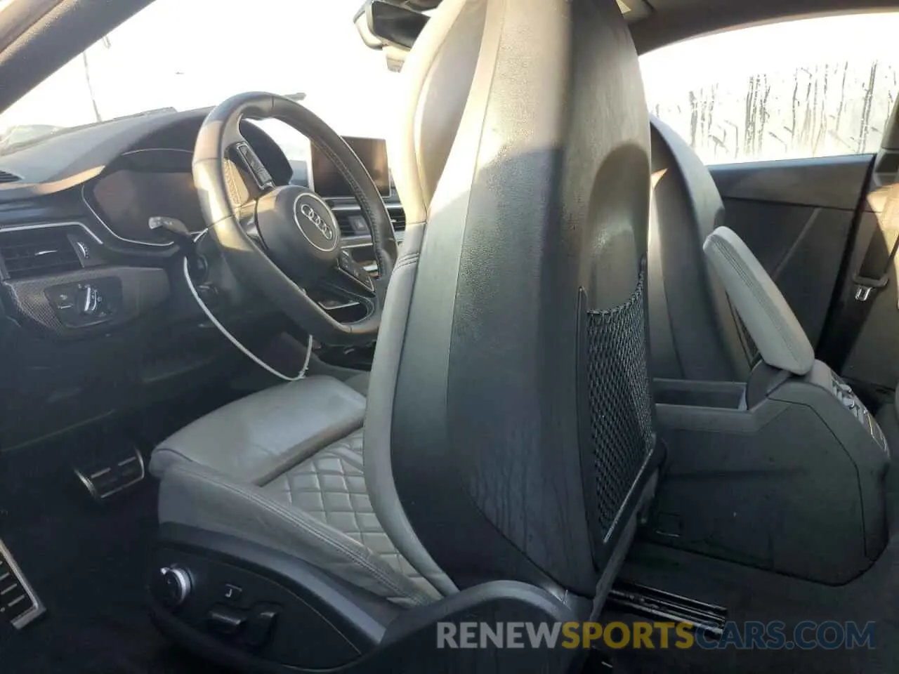 7 Photograph of a damaged car WAUP4AF55KA009038 AUDI S5/RS5 2019