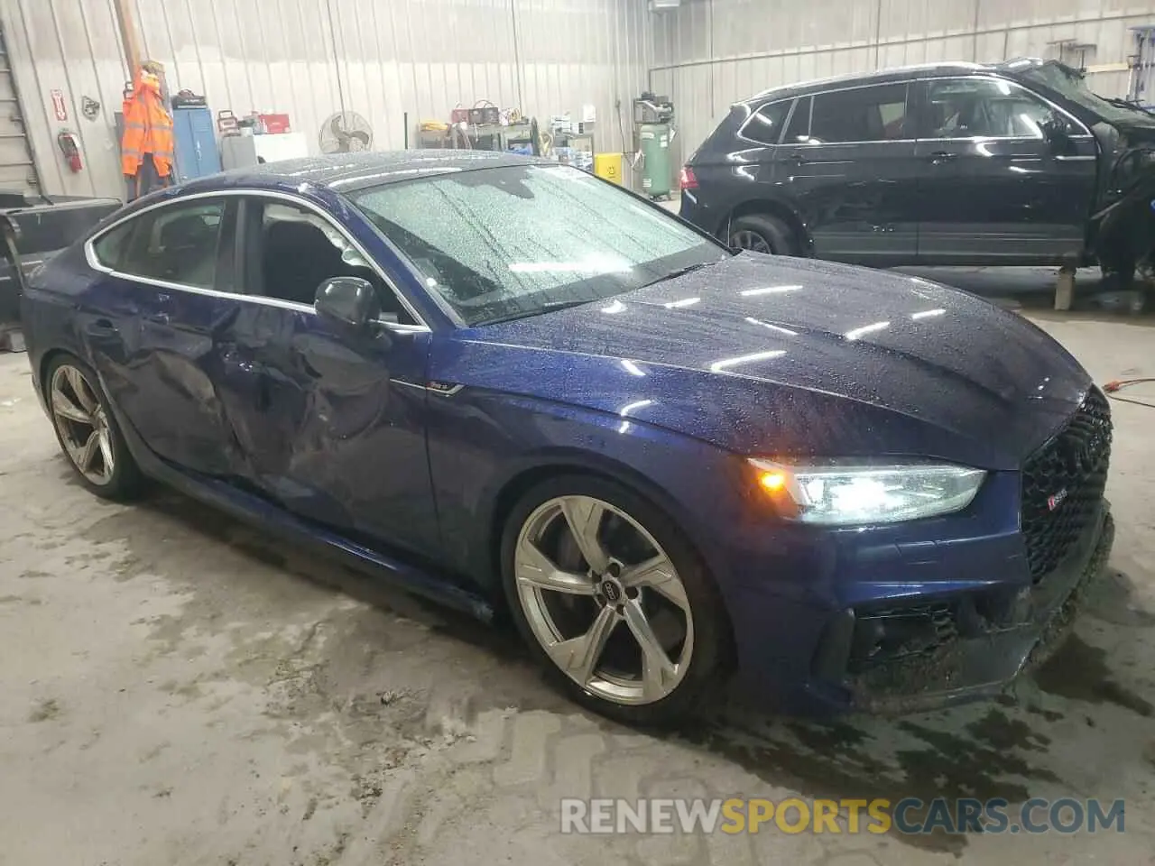 4 Photograph of a damaged car WUABWCF54KA900346 AUDI S5/RS5 2019