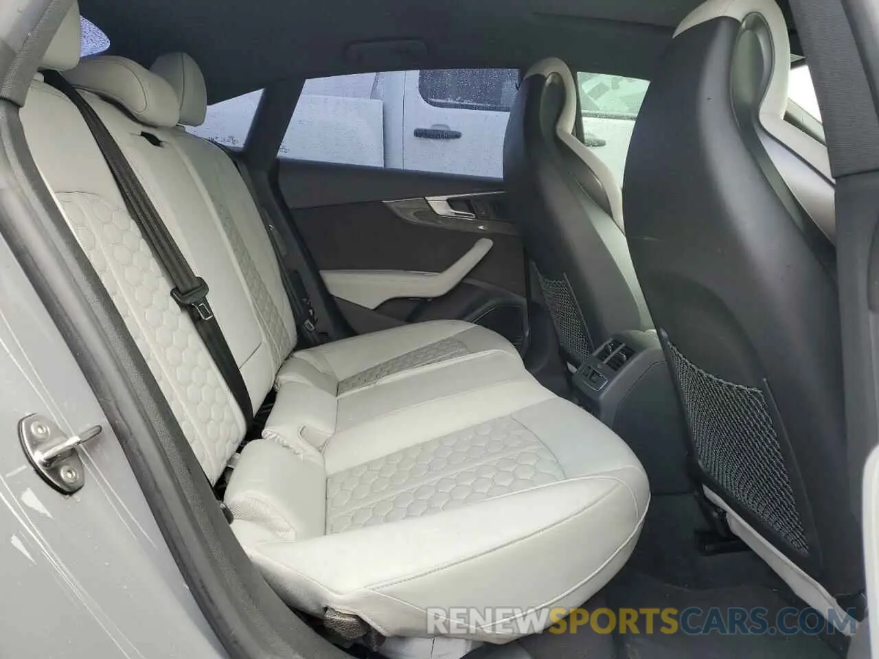 10 Photograph of a damaged car WUABWCF58KA906988 AUDI S5/RS5 2019