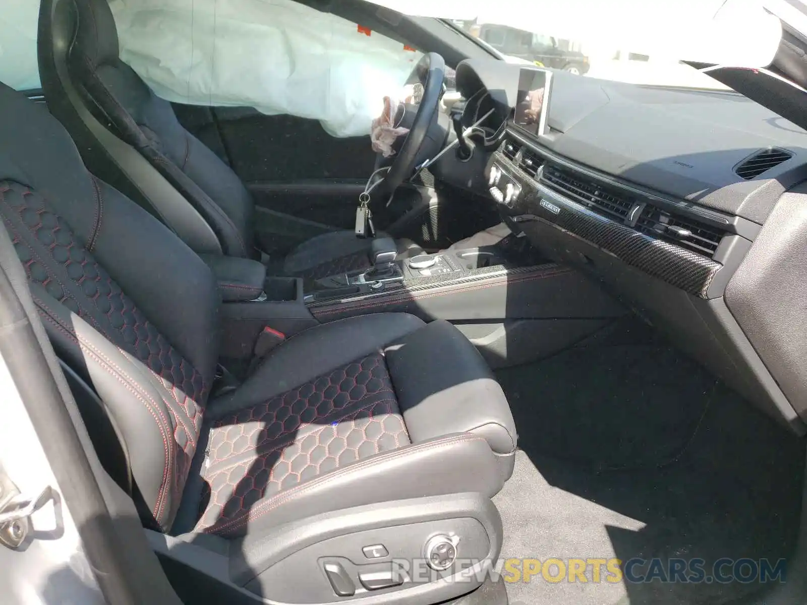 5 Photograph of a damaged car WUABWDF5XKA906383 AUDI S5/RS5 2019