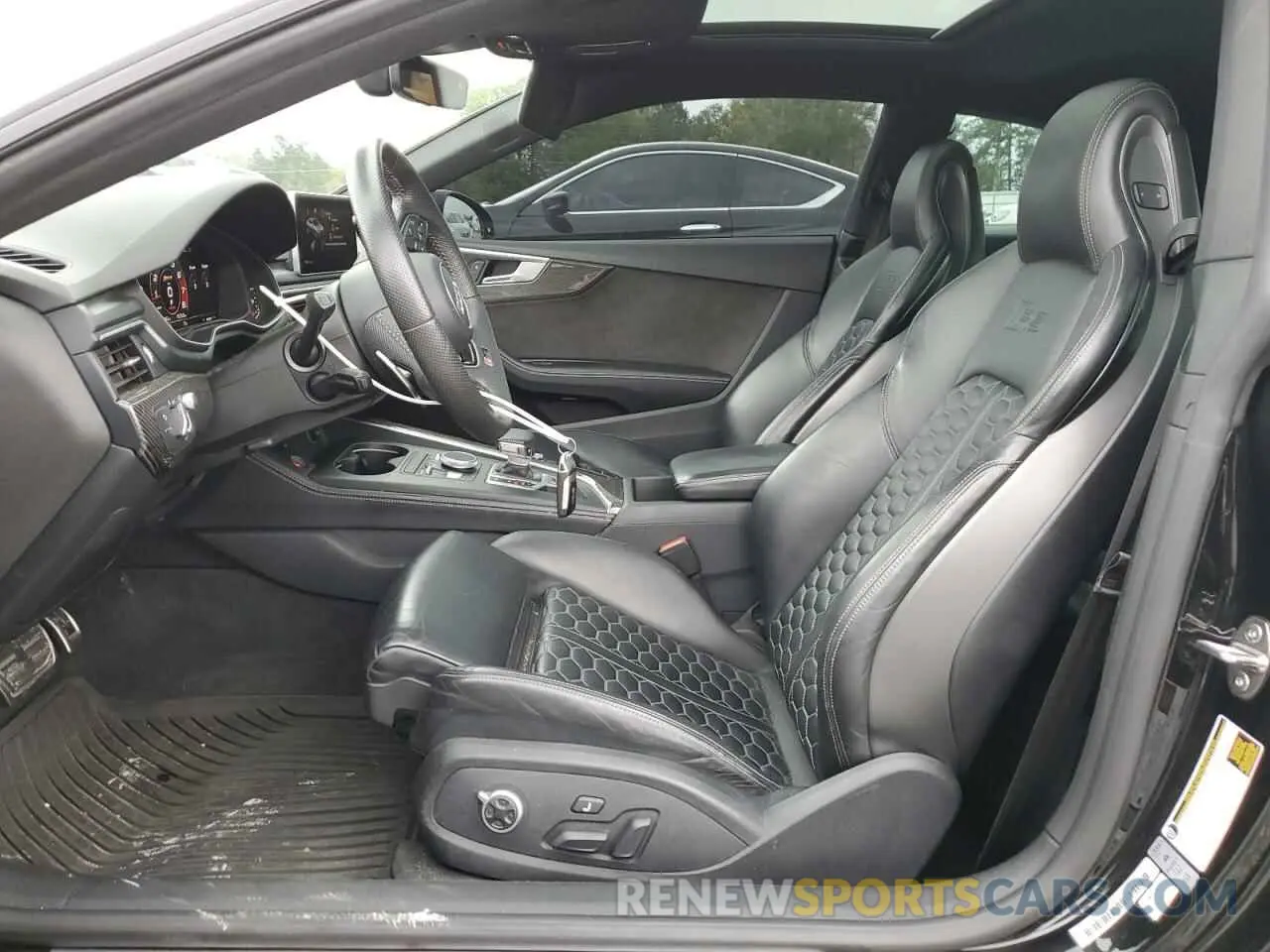 7 Photograph of a damaged car WUAPWAF50KA901116 AUDI S5/RS5 2019