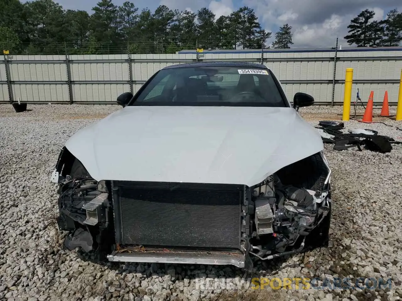 5 Photograph of a damaged car WUAPWAF55KA901290 AUDI S5/RS5 2019