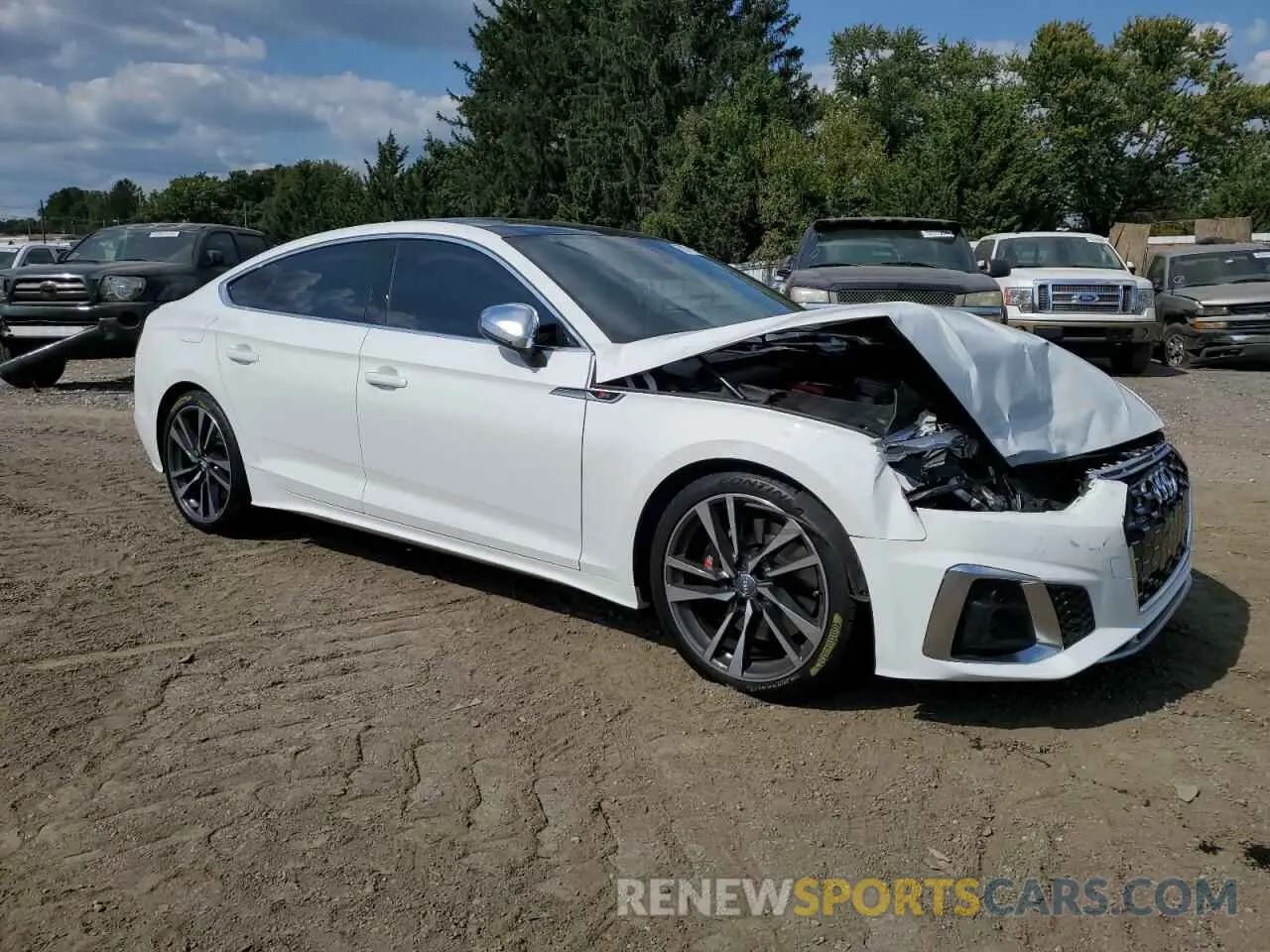 4 Photograph of a damaged car WAUC4CF58LA021261 AUDI S5/RS5 2020