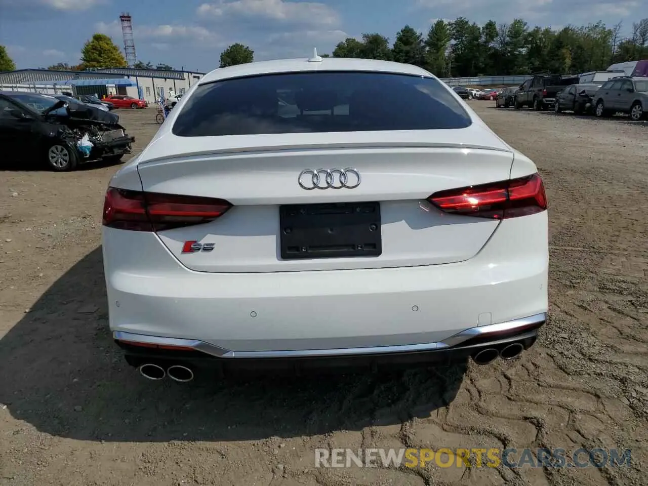 6 Photograph of a damaged car WAUC4CF58LA021261 AUDI S5/RS5 2020