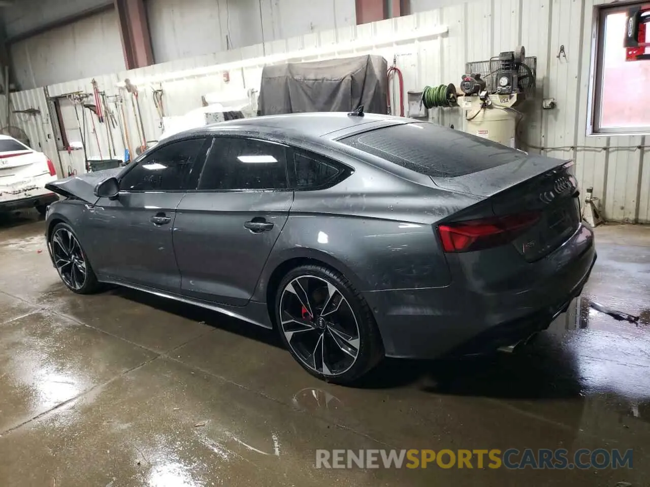 2 Photograph of a damaged car WAUB4CF52MA010446 AUDI S5/RS5 2021