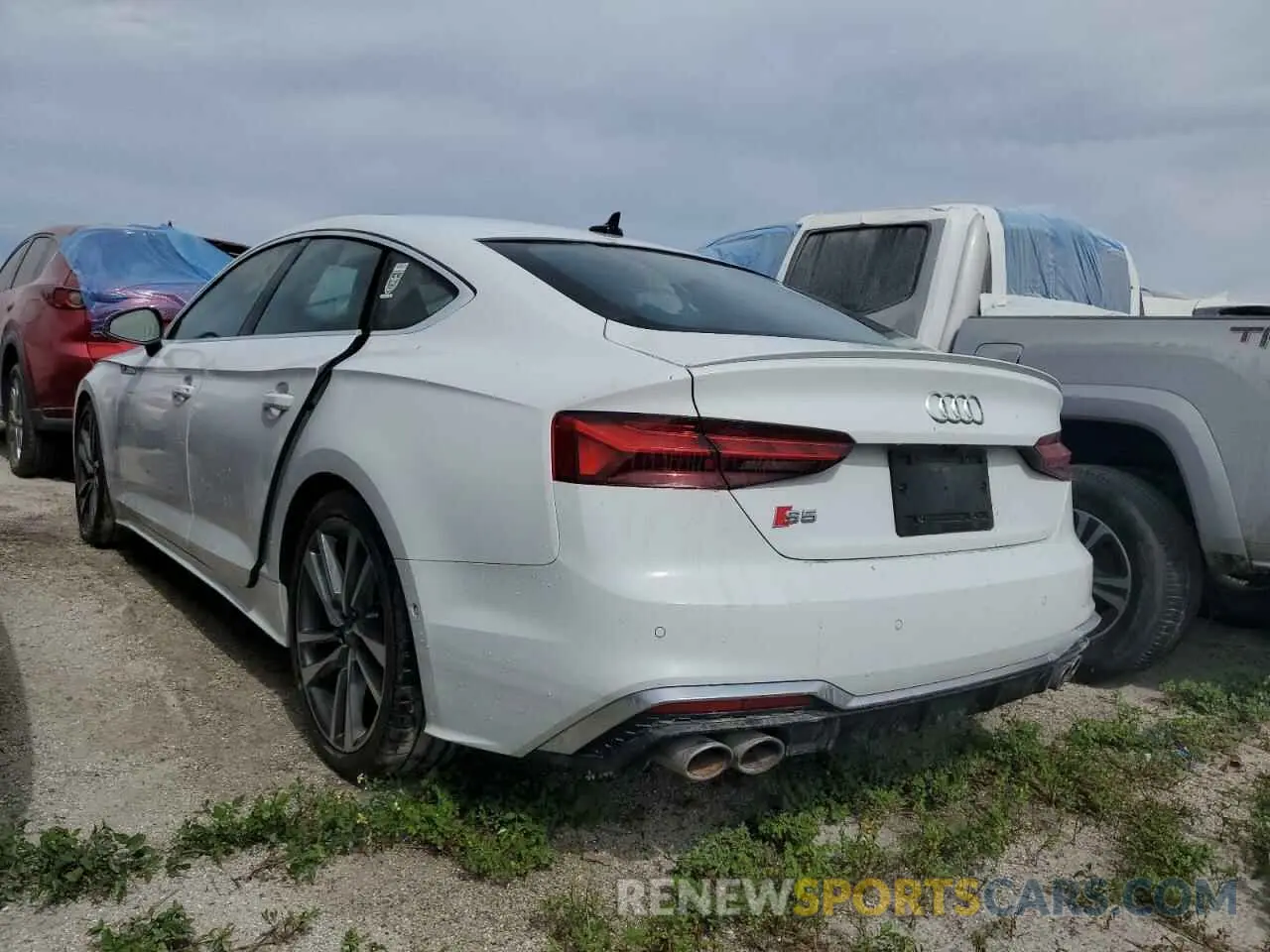 2 Photograph of a damaged car WAUB4CF54MA000484 AUDI S5/RS5 2021