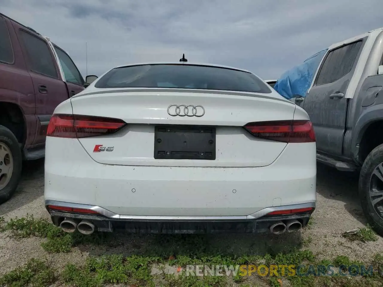 6 Photograph of a damaged car WAUB4CF54MA000484 AUDI S5/RS5 2021