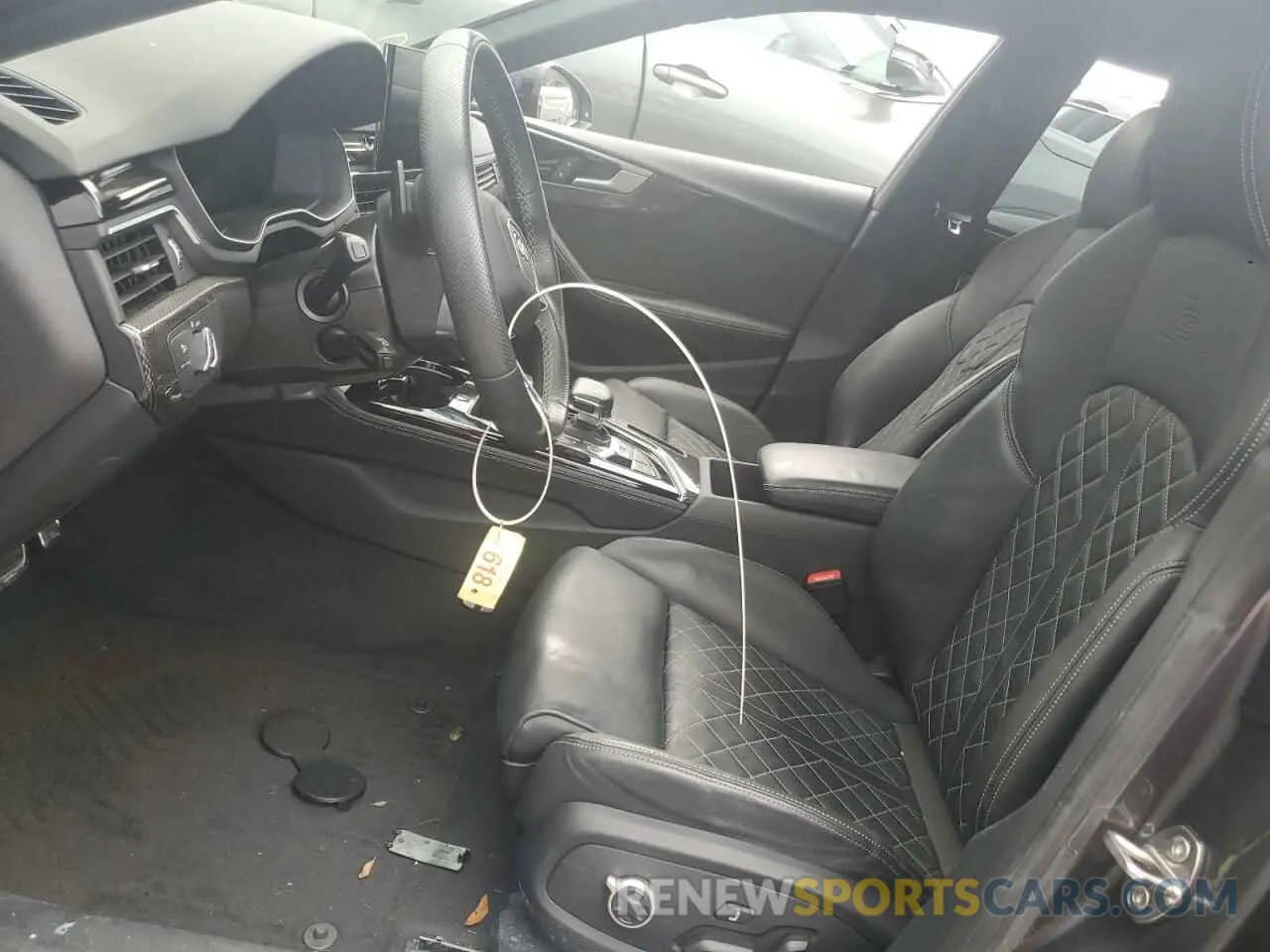 7 Photograph of a damaged car WAUC4CF50MA040887 AUDI S5/RS5 2021