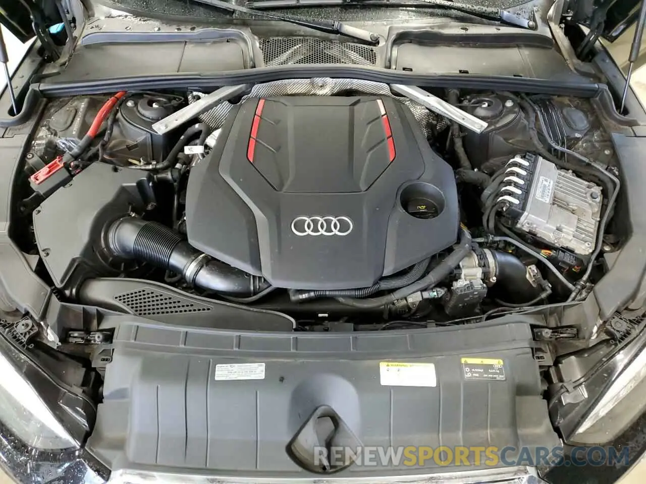11 Photograph of a damaged car WAUC4CF51MA002603 AUDI S5/RS5 2021