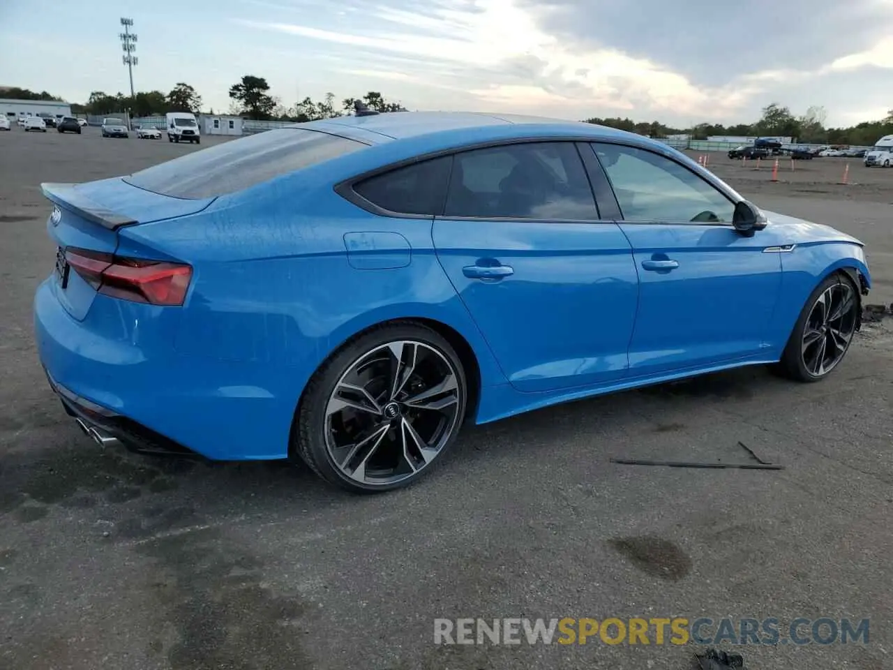 3 Photograph of a damaged car WAUC4CF57MA005716 AUDI S5/RS5 2021