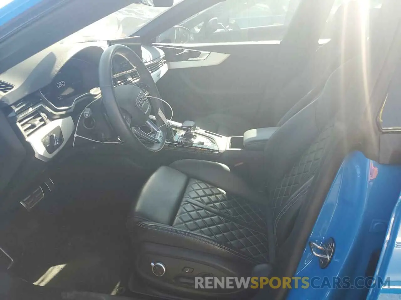 7 Photograph of a damaged car WAUC4CF57MA005716 AUDI S5/RS5 2021