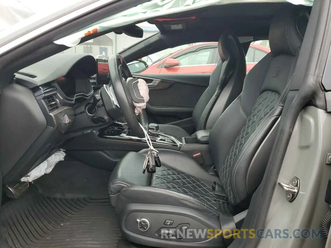 7 Photograph of a damaged car WAUC4CF59MA002896 AUDI S5/RS5 2021