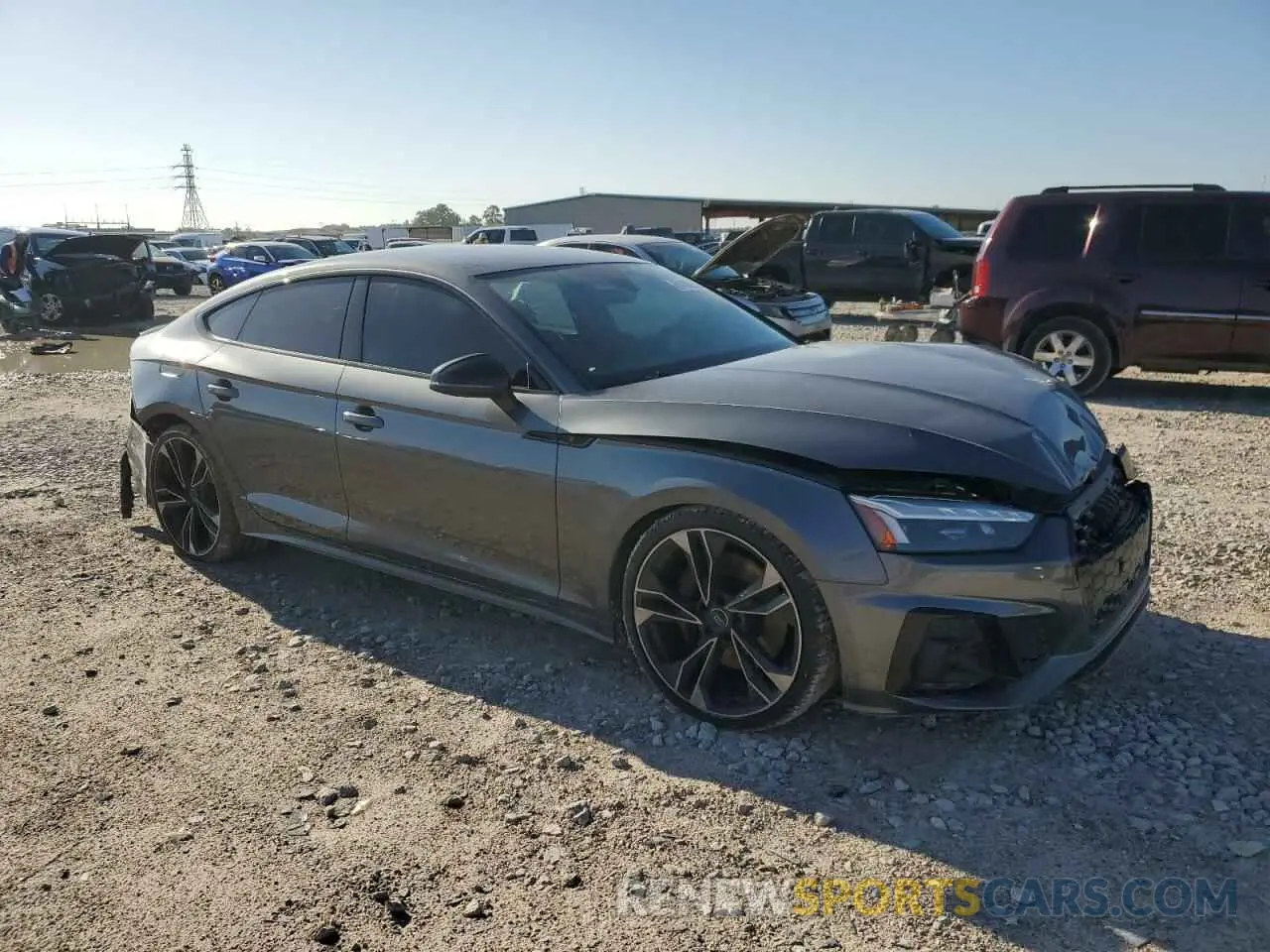 4 Photograph of a damaged car WAUC4CF59MA018631 AUDI S5/RS5 2021