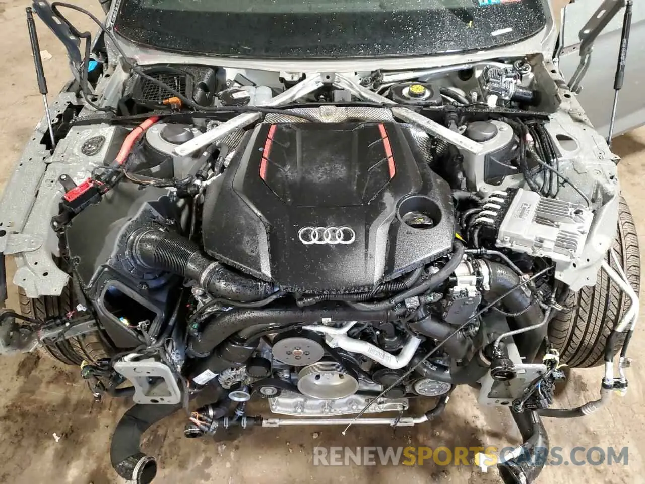 11 Photograph of a damaged car WAUC4CF5XMA043554 AUDI S5/RS5 2021
