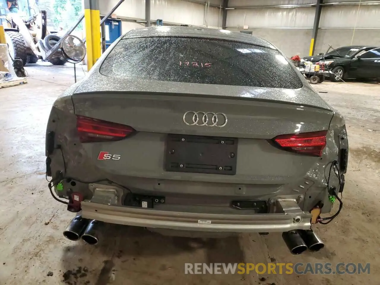 6 Photograph of a damaged car WAUC4CF5XMA043554 AUDI S5/RS5 2021