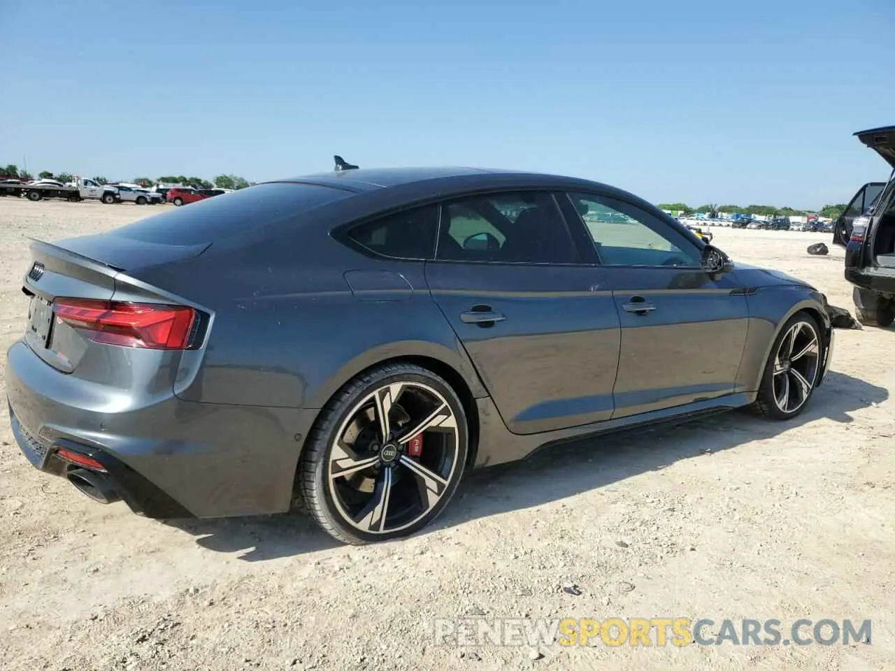 3 Photograph of a damaged car WUAAWCF51NA900739 AUDI S5/RS5 2022