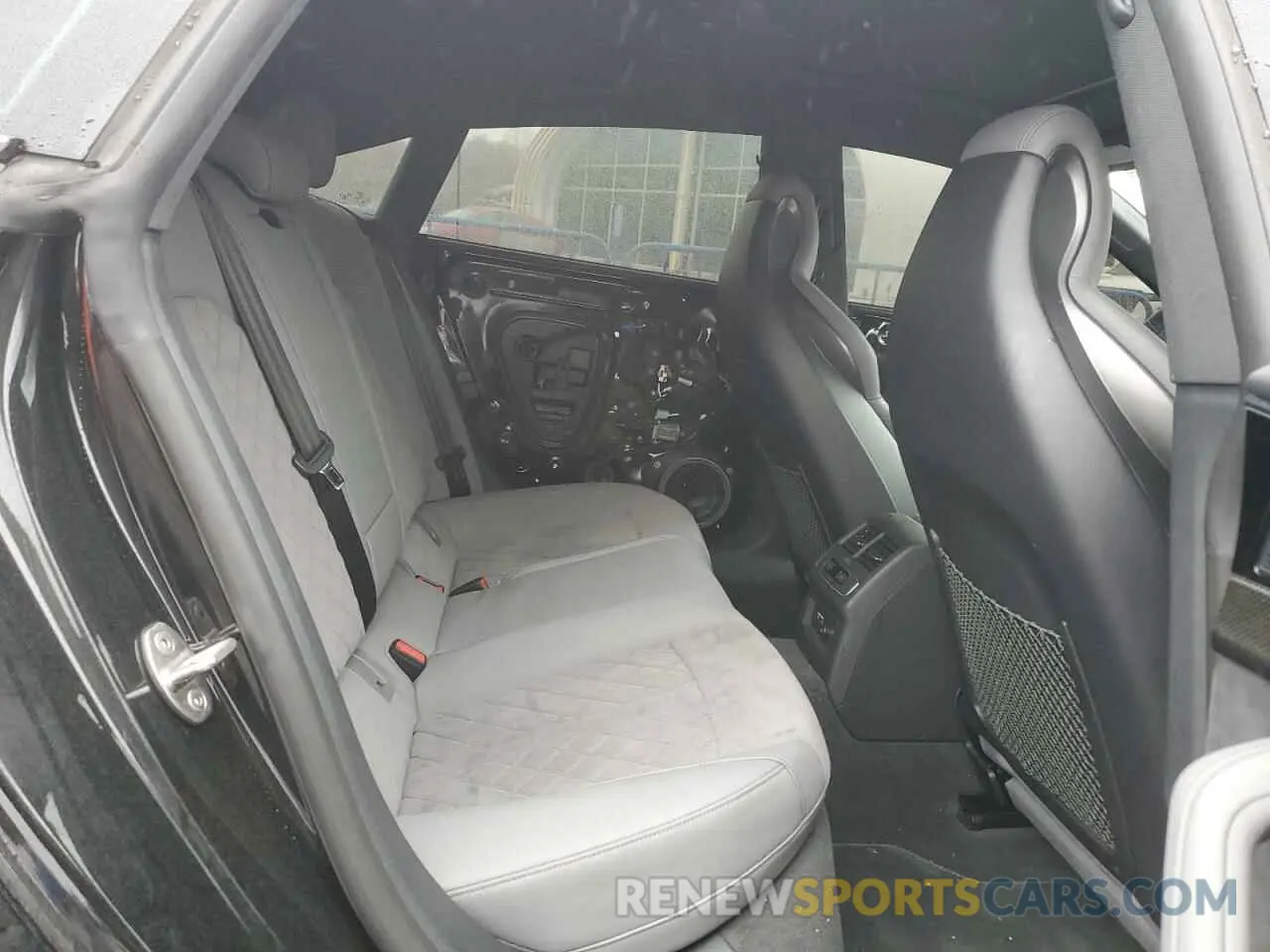 10 Photograph of a damaged car WAUC4CF56RA081757 AUDI S5/RS5 2024