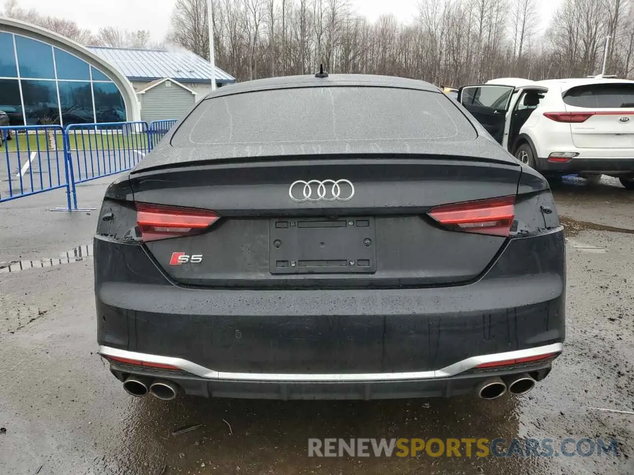 6 Photograph of a damaged car WAUC4CF56RA081757 AUDI S5/RS5 2024