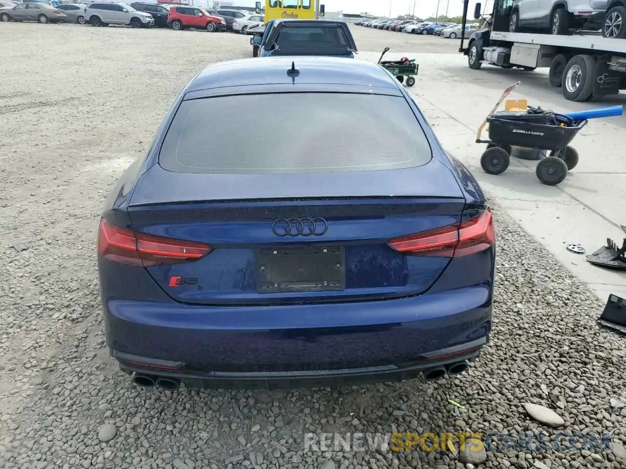 6 Photograph of a damaged car WAUC4CF5XRA029418 AUDI S5/RS5 2024