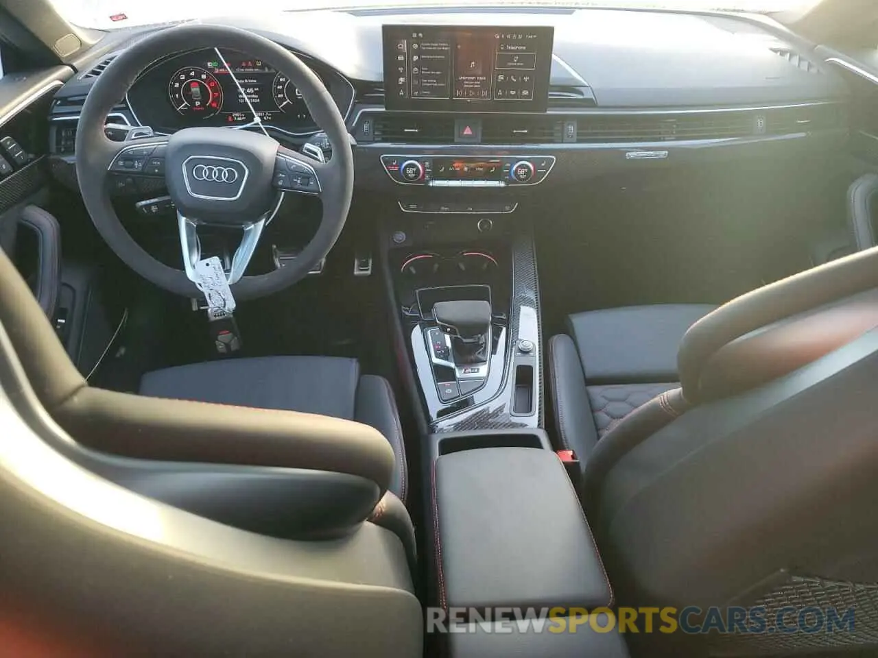 8 Photograph of a damaged car WUAAWCF58RA902364 AUDI S5/RS5 2024