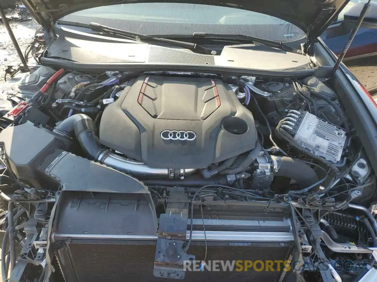 11 Photograph of a damaged car WAUDFAF20MN041829 AUDI S6/RS6 2021