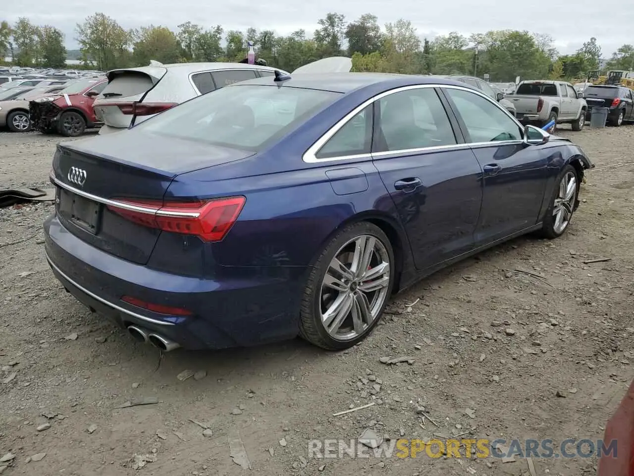 3 Photograph of a damaged car WAUDFAF28MN045062 AUDI S6/RS6 2021