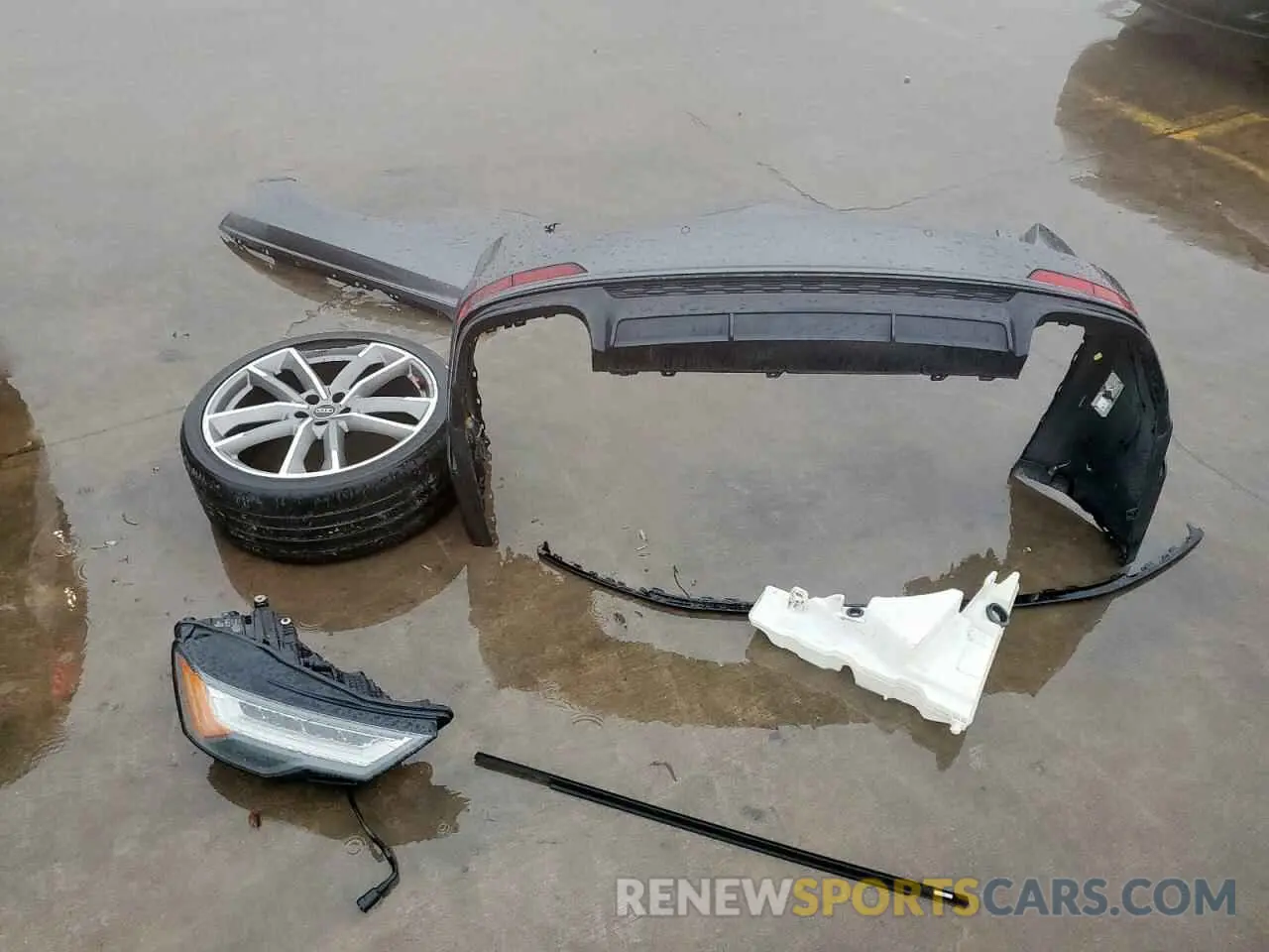 12 Photograph of a damaged car WAUFFAF24MN046878 AUDI S6/RS6 2021